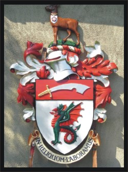 Coat of arms in GRP - gilded in white gold and aluminium leaf